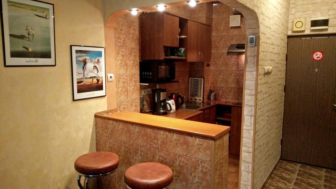 Rompromo Plus Accommodation 부쿠레슈티 외부 사진